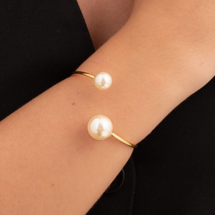 BRACELETE FIO ABERTO COM PEROLA DE 14 E 10 MM - ESTAMP